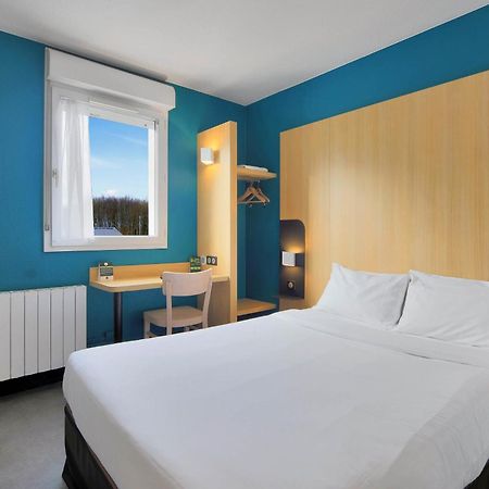B&B Hotel Le Treport Friville Экстерьер фото