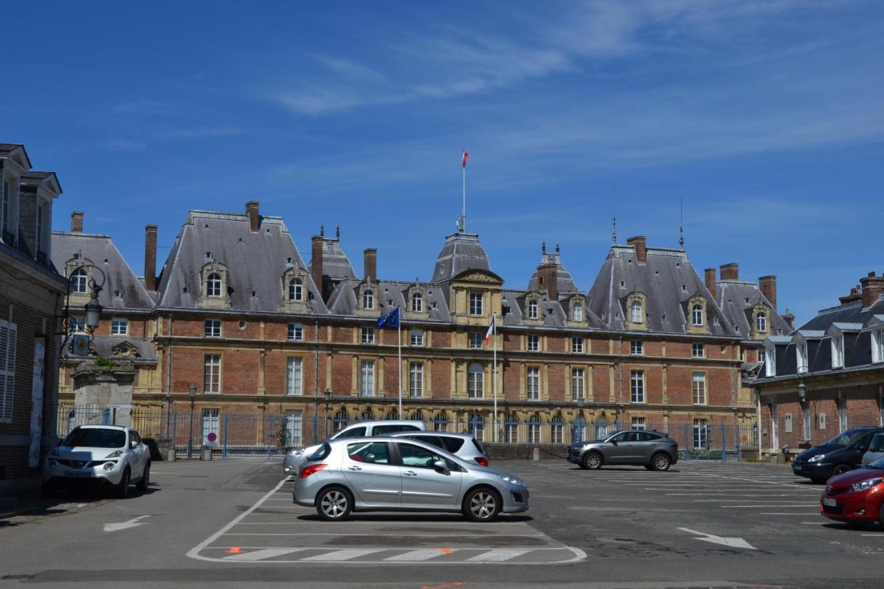 B&B Hotel Le Treport Friville Экстерьер фото